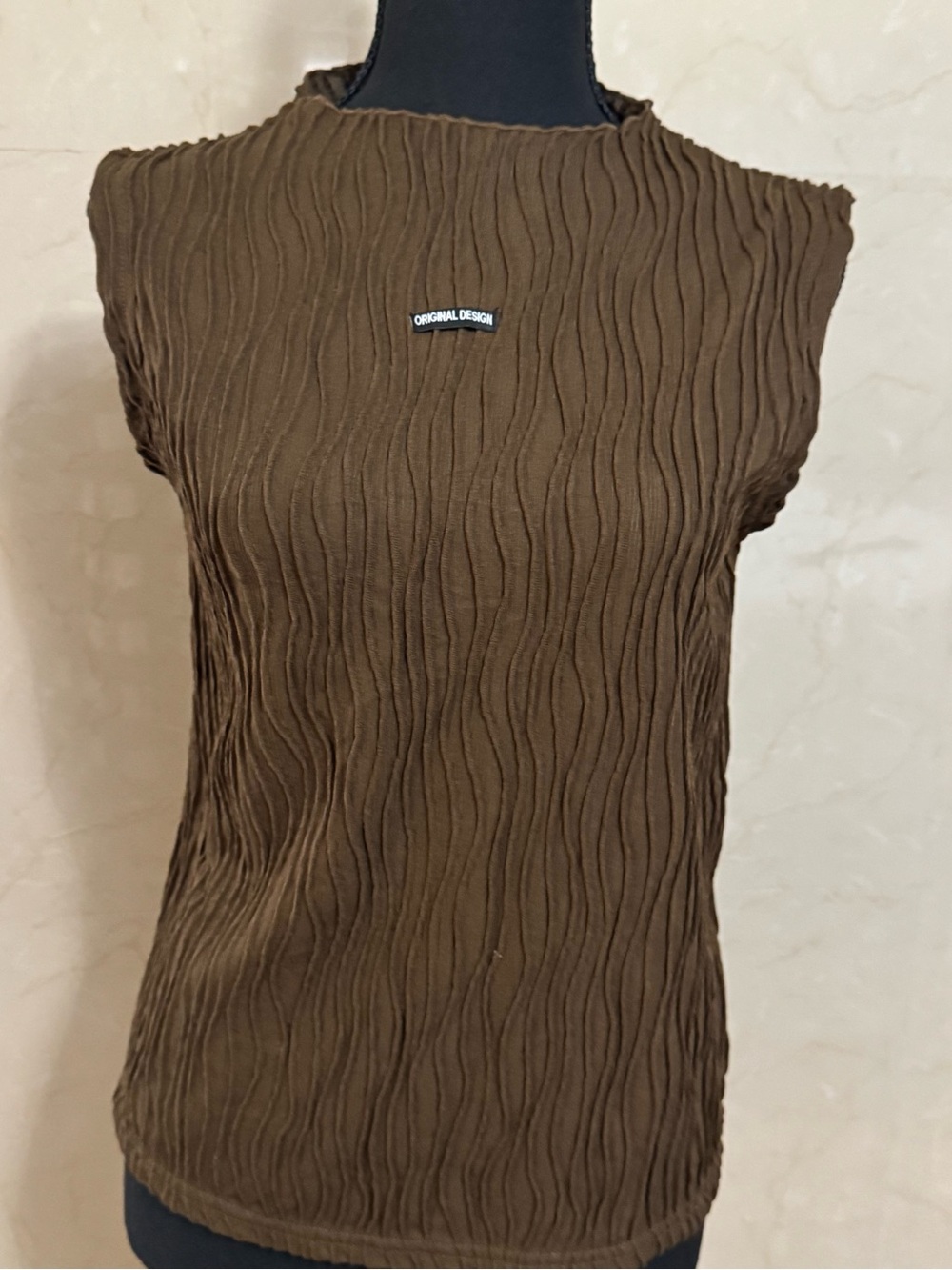 Original Design Brown Textured Sleeveless Tank